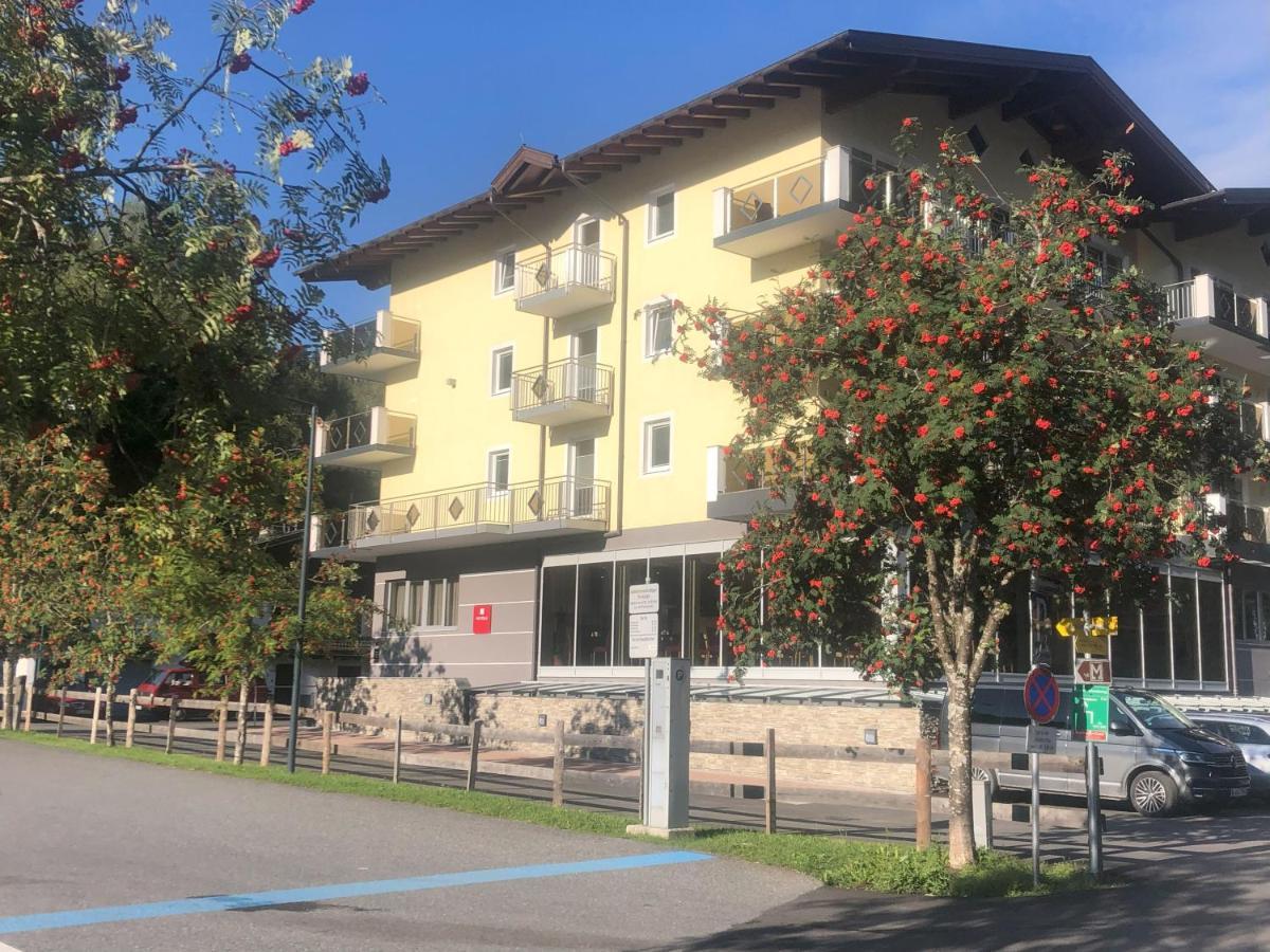 Hotel Herzblut - Joker Card Included In Summer Saalbach-Hinterglemm Exterior photo